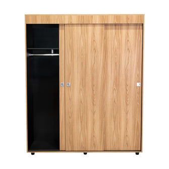Closet Angelo 150, Fresno Europeo y Wengue, con Tres Puertas Corredizas