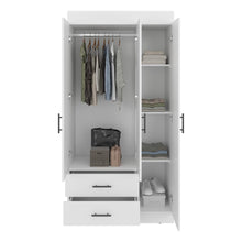 Closet Houston, Blanco Duqueza, Con Tres Puertas Batientes y Dos Cajones Con Amplio Espacio De Almacenamiento