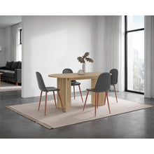 Mesa Para Comedor Ted, Fresno Europeo, Con amplia superficie, no incluye sillas