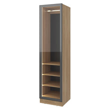 Closet Tolum 50, Fresno Europeo, Con Luces LED y Puerta en vidrio, Con amplio espacio