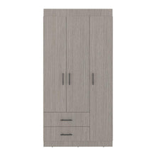 Closet Houston, Positano y Wengue, Con Tres Puertas Batientes y Dos Cajones Con Amplio Espacio De Almacenamiento