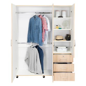 Closet Tini, Beige y Blanco, con Tres Puertas Abatibles y Amplios Espacios