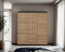 Closet Marcus, Fresno Europeo y Wengue, con Variedad de Entrepaños y Cuatro Puertas Abatibles