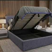 Cama Mecy Lift 120, Gris Oscuro, Tapizada, con Almacenamiento Hidráulico