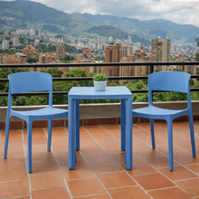 Silla Mónaco, Color Azul Oceano, con Espaldar y Diseño Moderno