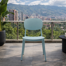 Silla Milán, Color Azul Claro, con Espaldar y Diseño Moderno
