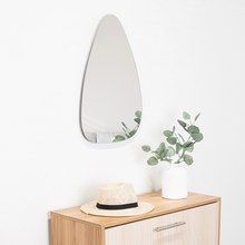 Espejo Irregular Carlo, en forma de Gota