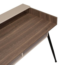 Escritorio Marlo, Chocolate y Cocoa, con patas metalicas