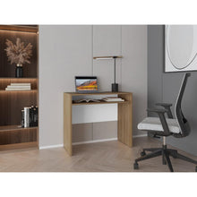 Escritorio Estelar,  Fresno Europeo , Cuenta con un entrepaño ideal para ubicar objetos decorativos