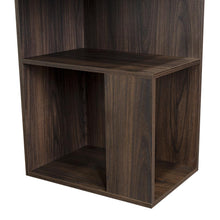 Escritorio Cuera, Nogal Europeo, con pasacables para articulos electronicos