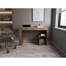 Escritorio Astana, Moca