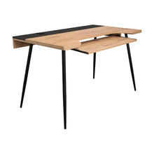 Escritorio Troet, Macadamia y Negro, con amplia superficie de trabajo