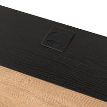 Escritorio Troet, Macadamia y Negro, con amplia superficie de trabajo