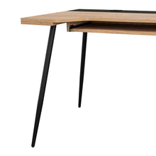 Escritorio Troet, Macadamia y Negro, con amplia superficie de trabajo