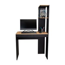 Escritorio Delph, Fresno Europeo y Wengue, con espacio derecho para ubicar objetos decorativos