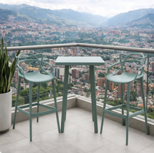 Silla para Bar Palermo, Verde, con Reposa Pies Doble Propósito