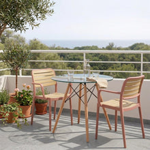 Set de 4 Sillas con Brazos Carolina, Terracota y Beige, y Espaldar de Líneas Horizontales