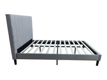 Cama Doble Lisa, Gris Claro, madera roble tapizada