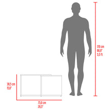 Mesa de Centro Cuera, Capri y Wengue, cuanta con espacio para ubicar objetos decorativos