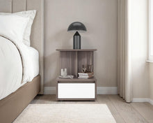 Mesa de Noche Mike, Avellana y Blanco Duqueza, con un cajon multiusos