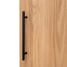 Mueble de Aseo Rayli, Fresno Europeo y Blanco, con espacio objetos de limpieza