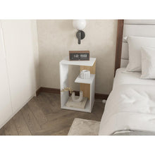 Mesa de Noche Evert, Blanco y Fresno Europeo, con diseño moderno y espacio para ubicar objetos ZF