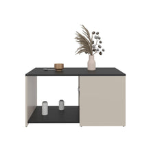 Mesa de Centro Ade, Capri y Wengue, con espacio para objetos decorativos