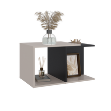 Mesa de Centro Cuera, Capri y Wengue, cuanta con espacio para ubicar objetos decorativos