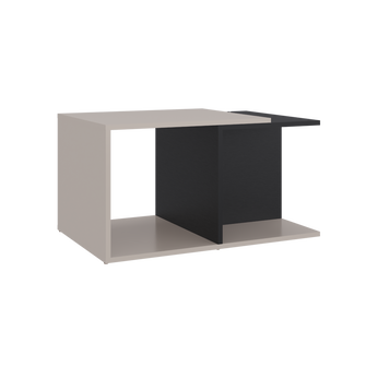 Mesa de Centro Cuera, Capri y Wengue, cuanta con espacio para ubicar objetos decorativos