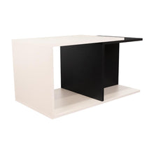 Mesa de Centro Cuera, Capri y Wengue, cuanta con espacio para ubicar objetos decorativos