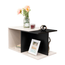 Mesa de Centro Cuera, Capri y Wengue, cuanta con espacio para ubicar objetos decorativos