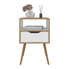 Mesa de Noche Alesio, Fresno Europeo y Blanco, con Patas en Madera y un Cajón X2