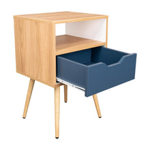 Mesa de Noche Alesio, Fresno Europeo y Blanco Kronos Azul, con Patas en Madera y un Cajón