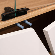 Bar Orus, Fresno Europeo y Capri,con cuatro puertas batientes