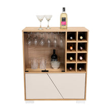 Bar Orus, Fresno Europeo y Capri,con cuatro puertas batientes