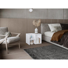 Mesa de Noche Ocaso, Blanco, Con variedad de entrepaños para ubicar objetos, diseño moderno ZF