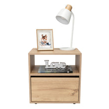 Mesa de Noche Felix, Café Claro, con Una Puerta Abatible