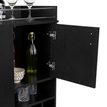 Bar Finland, Wengue, con Amplios Espacios para Ubicar Botellas ZF