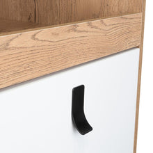 Bar Esquinero Huna, Macadamia y Blanco, con espacio superior para copas de vino