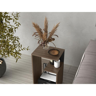 Mesa de Noche Evert, Milan y Wengue, con diseño moderno y espacio para ubicar objetos