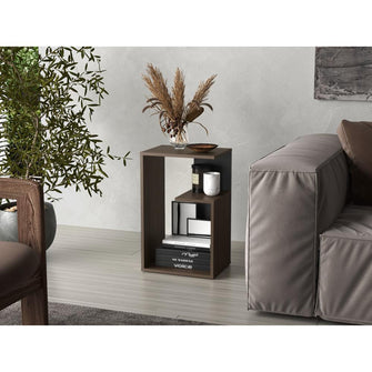 Mesa de Noche Evert, Milan y Wengue, con diseño moderno y espacio para ubicar objetos