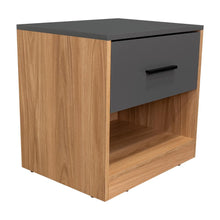 Mesa de Noche Giroa, Plata Oscuro y Fresno Europeo, con espacio para colocar objetos decorativos