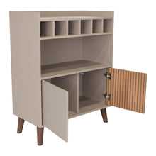 Bar Mirabella, Cocoa, con Dos Puertas Abatibles y Espacio para Almacenar Copas