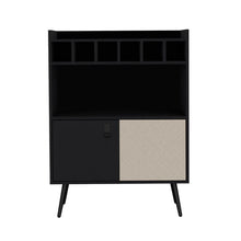 Bar Bajo Mirabella, Wengue y Toquilla, Con espacio para botellas de vino y copas