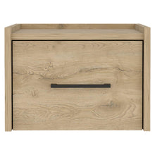 Mesa de Noche Flotante Boa, Macadamia, Con Espacio Para Colocar Objetos Decorativos