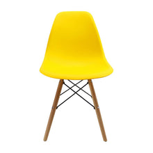 Kit por 4 sillas Eames Patas En Madera para comedor, sala, restaurante - Amarillas