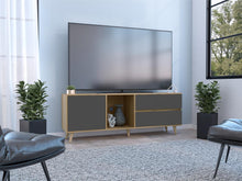 Mesa Para Tv Nashira, Fresno Europeo y Plata Oscuro, con Espacio Para Televisor de Hasta 65 Pulgadas