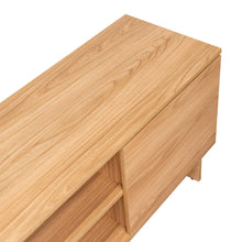 Mesa para TV Peralta, Fresno Europeo, con espacio para TV hasta 50''