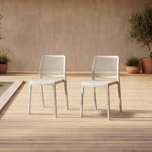 Silla Bronx , Gris Oscuro, Con espaldar en cuadrados y diseño minimalista x2