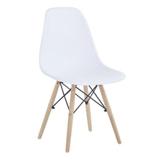 Set de 4 Sillas Eames, Color Blanco, con Patas de Madera